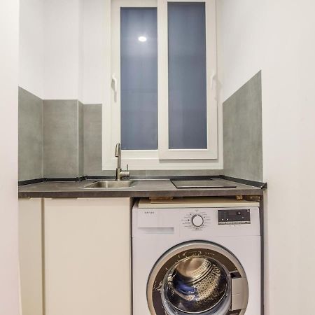 Apartamento En Plaza De Canalejas Apartment Madrid Luaran gambar