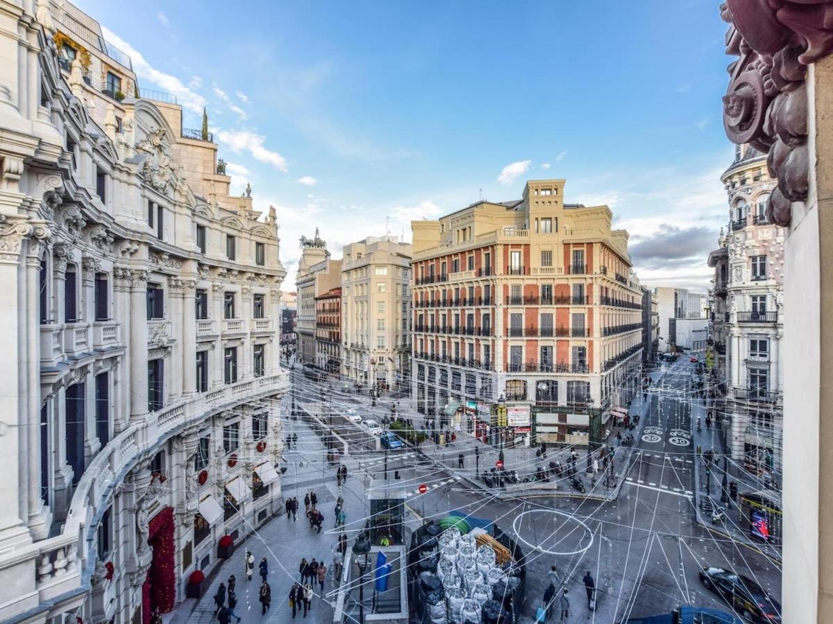 Apartamento En Plaza De Canalejas Apartment Madrid Luaran gambar